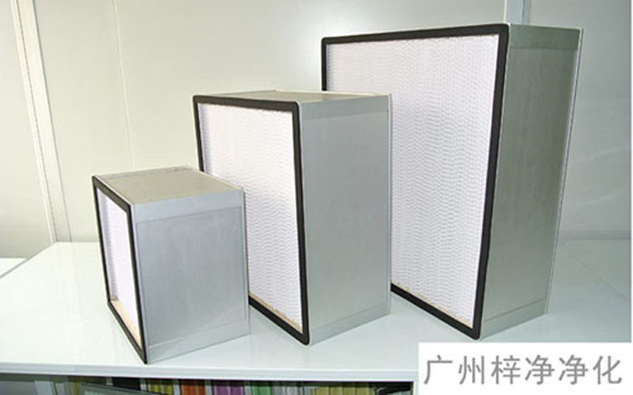 F-S有隔板中效空氣過(guò)濾器主要用于制藥、電子、食品廠房中潔凈/空調(diào)/通風(fēng)系統(tǒng)的中級(jí)過(guò)濾。